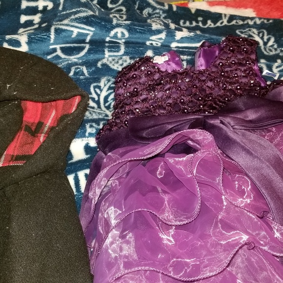 Meet your Posher, Mrs. Mack - Picture 5 of 8